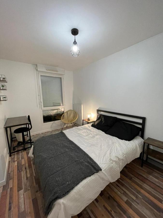 Superbe Appartement Avec Boxe Proche De Paris Pierrefitte-sur-Seine Exterior foto